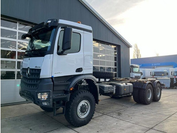 Mercedes-Benz Arocs 4040 A 6x6 Chassis Cabin (5 units) - Cab chassis truck: picture 1
