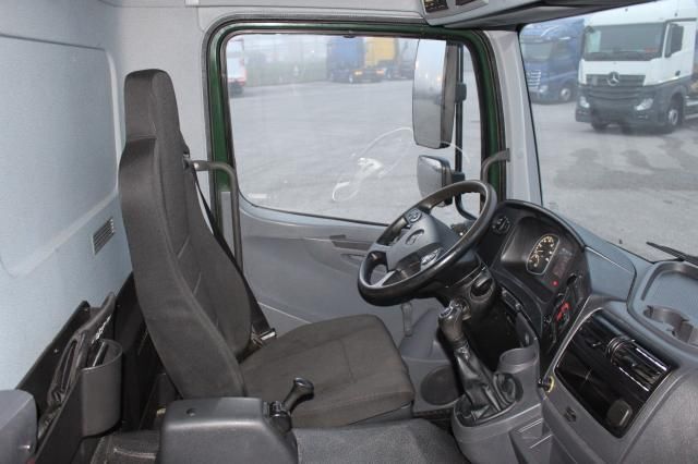 Curtainsider truck Mercedes-Benz Atego 1224 L Classic-Fhs S-Fhs: picture 9