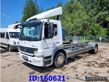 Cab chassis truck Mercedes-Benz Atego 1524 Manual: picture 1
