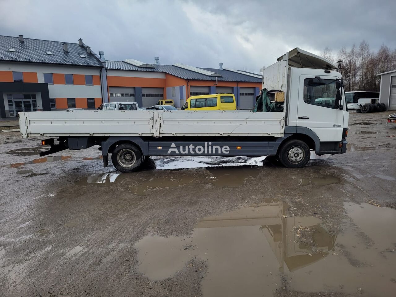 Mercedes-Benz Atego 815 - Dropside/ Flatbed truck: picture 4