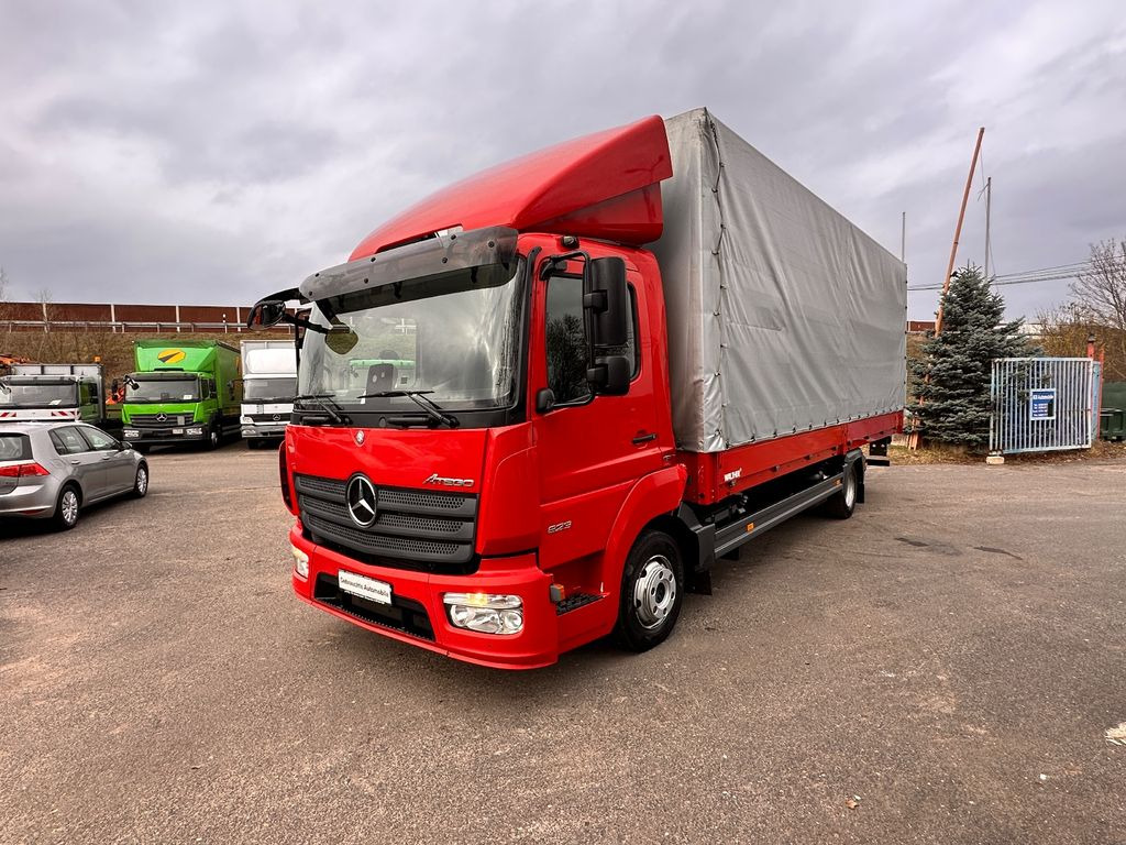 Mercedes-Benz Atego 823  - Curtainsider truck: picture 3