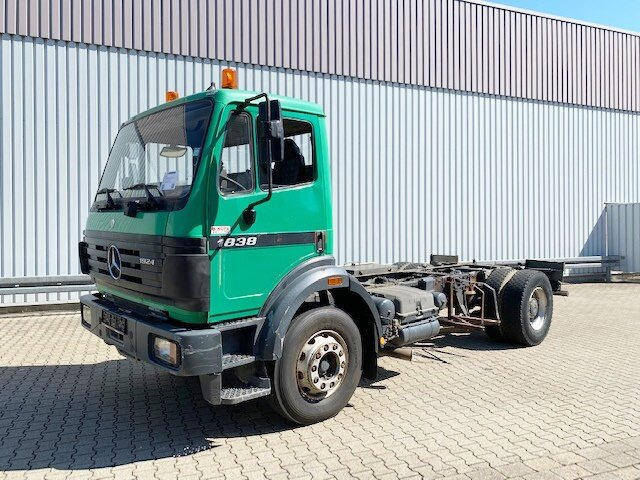 Mercedes-Benz SK 1924 L 4x2 SK 1924 L 4x2 Umweltplakette Rot - Cab chassis truck: picture 1