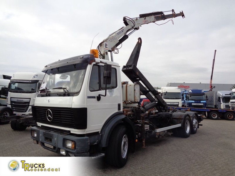 Mercedes-Benz SK 2433 + Semi-Auto + PTO + Serie 14 Crane + 3 pedals - Hook lift truck, Crane truck: picture 1
