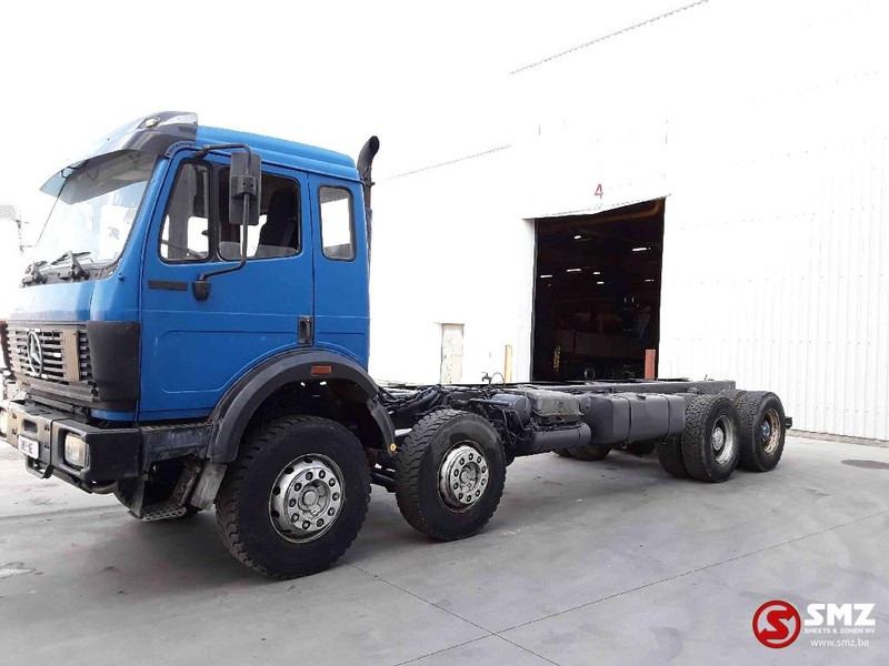 Cab chassis truck Mercedes-Benz SK 3535: picture 6