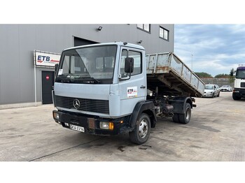 Tipper Mercedes-Benz SK 814 (AUXILIARY / STEEL SUSP. / MANUAL PUMP): picture 1