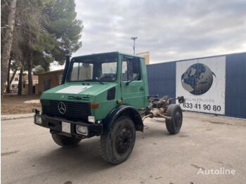 Cab chassis truck Mercedes-Benz UNIMOG 1300L: picture 1