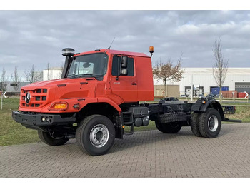 New Cab chassis truck Mercedes-Benz Zetros: picture 1