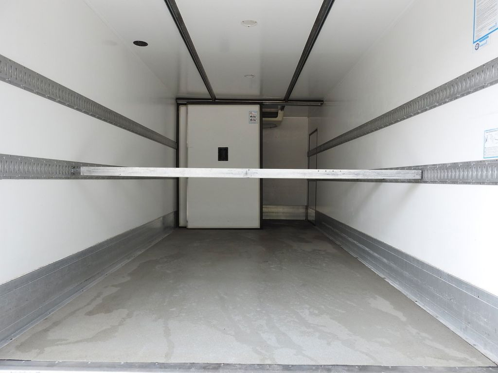 Leasing of Mitsubishi CANTER FUSO  CONTAINER  REFRIGERATOR  -4*C LIFT  Mitsubishi CANTER FUSO  CONTAINER  REFRIGERATOR  -4*C LIFT: picture 24
