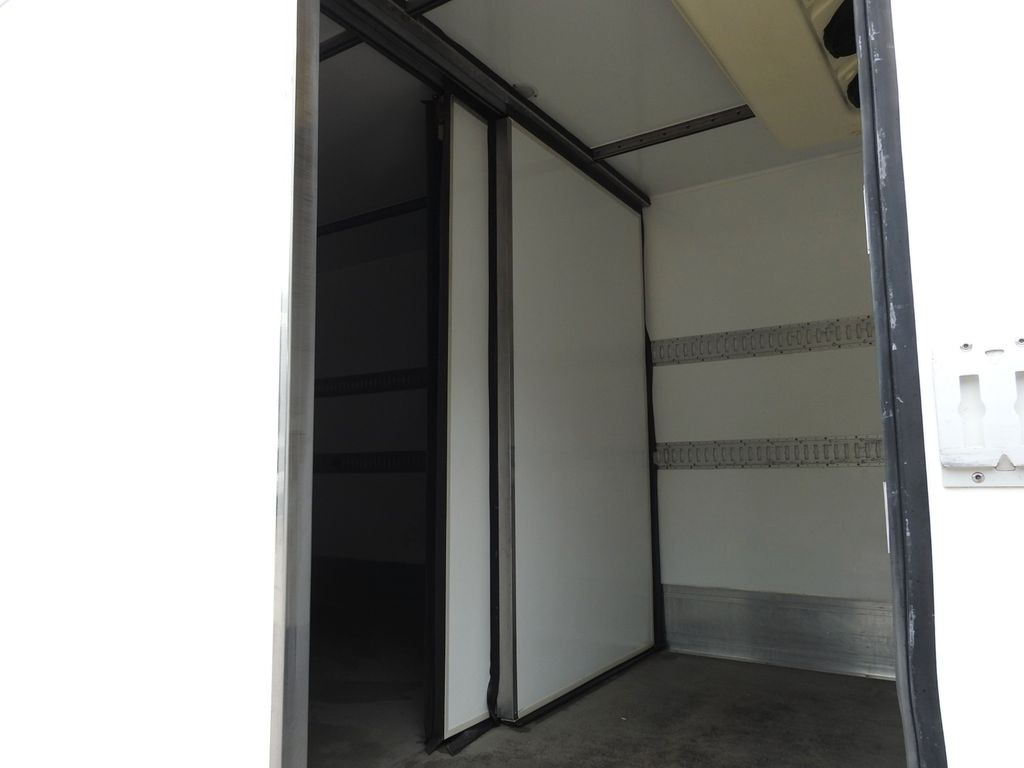 Leasing of Mitsubishi CANTER FUSO  CONTAINER  REFRIGERATOR  -4*C LIFT  Mitsubishi CANTER FUSO  CONTAINER  REFRIGERATOR  -4*C LIFT: picture 17