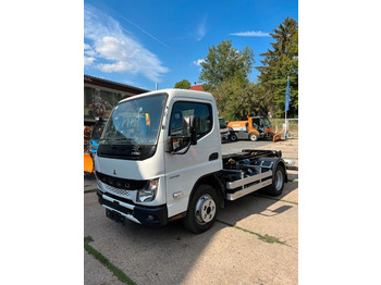 Mitsubishi Fuso Canter 6S15 - Hook lift truck: picture 1