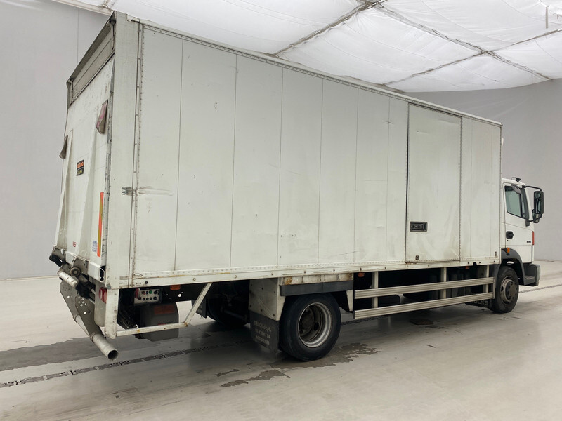 Nissan Atleon 120.21 - Box truck: picture 4
