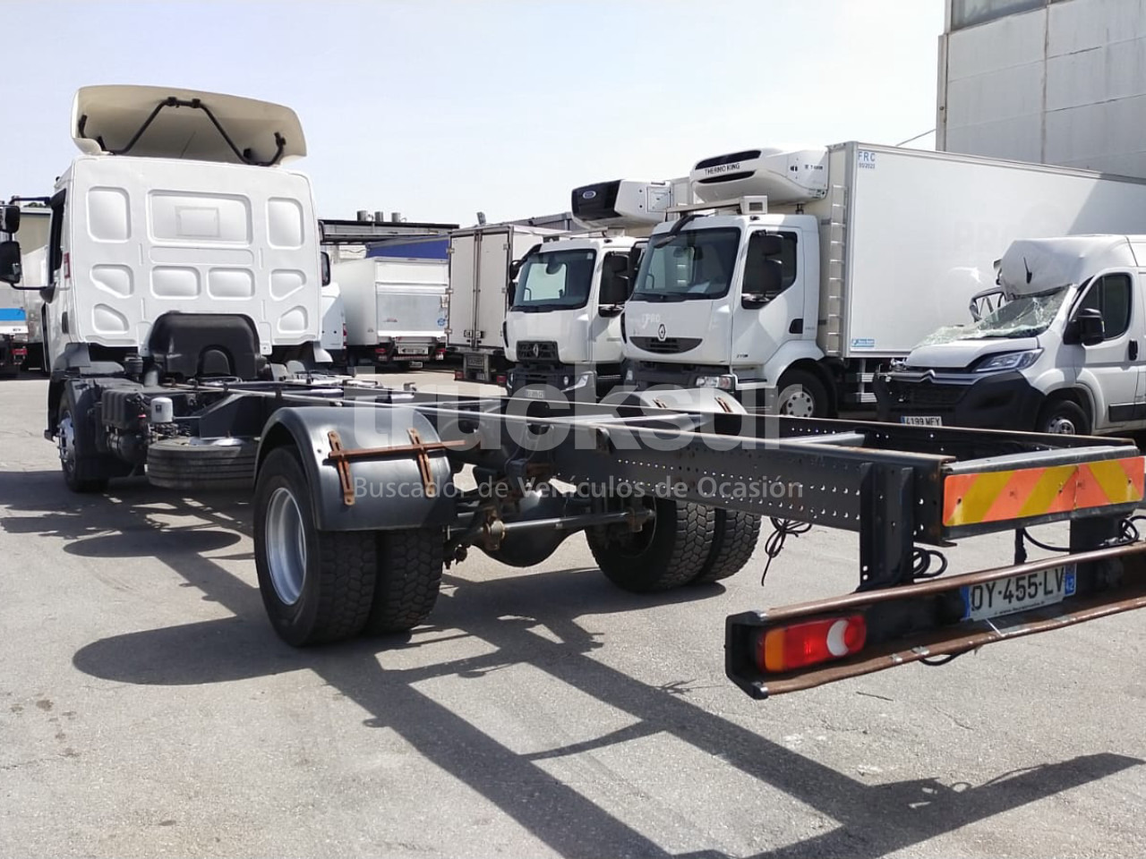 RENAULT D14.240 - Cab chassis truck: picture 4