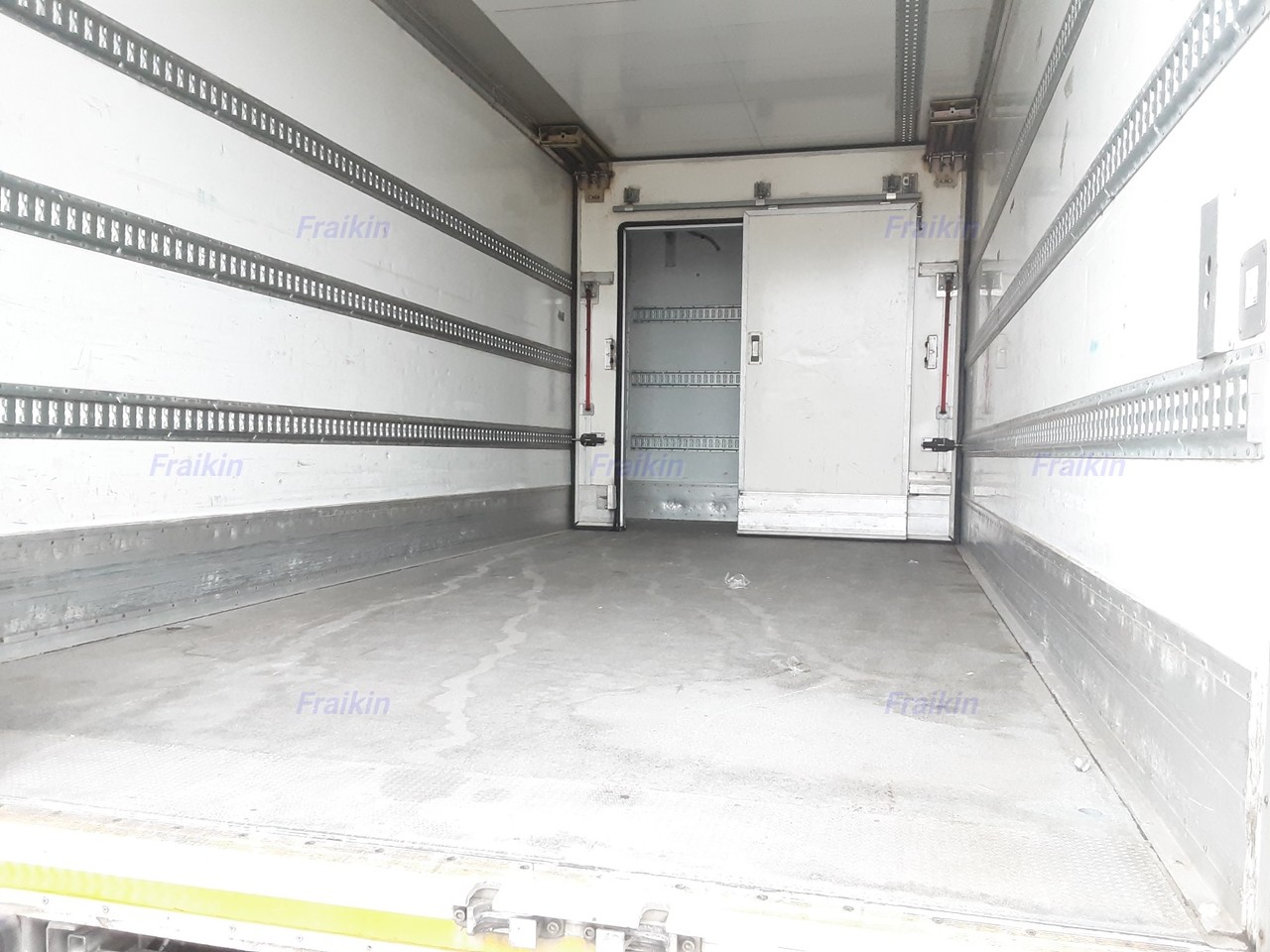 Refrigerator truck for transportation of food RENAULT MIDLUM FRIGO MIDLUM 220.14 BITEMPERATURA: picture 3