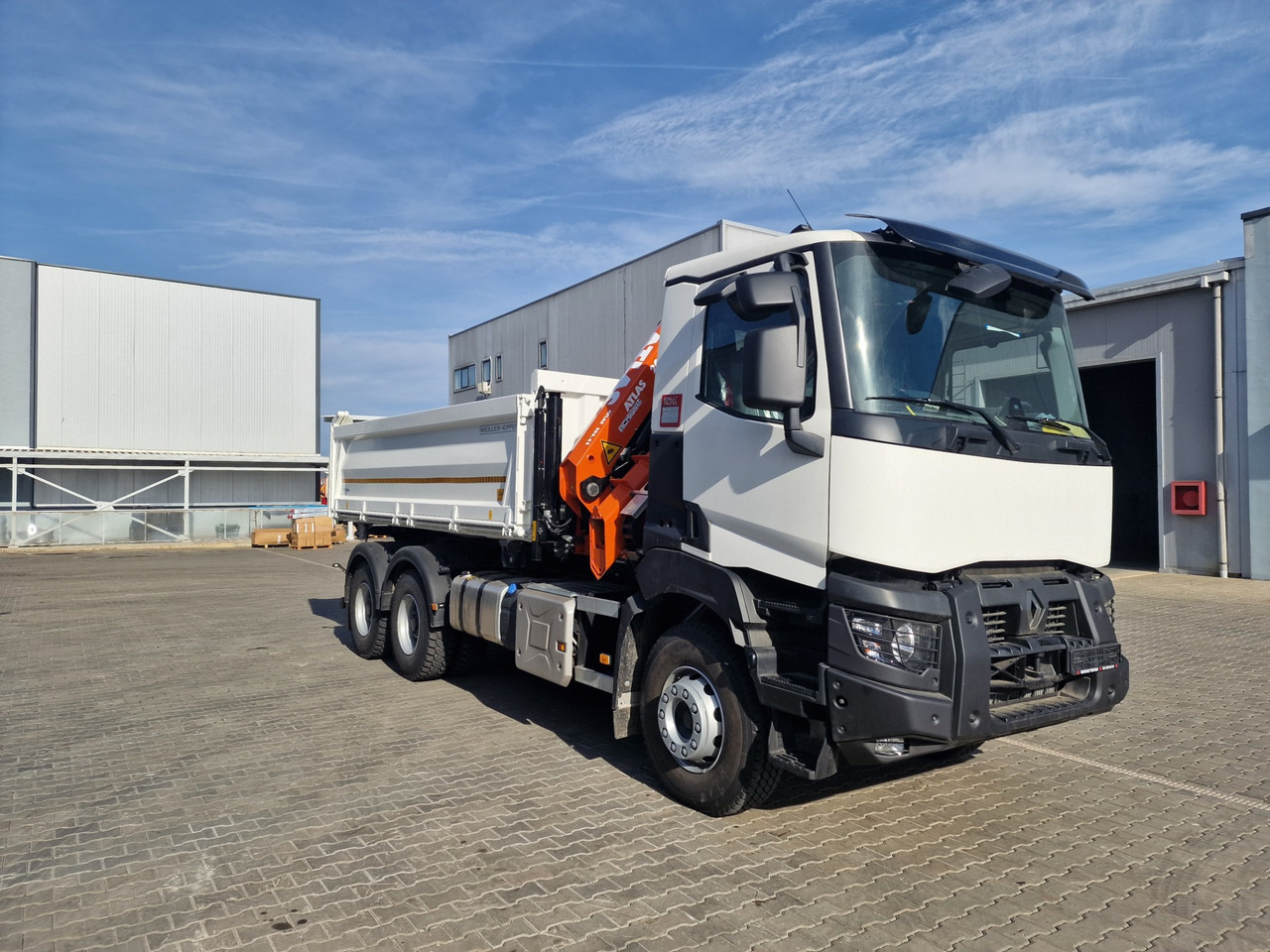 Renault  - Dropside/ Flatbed truck, Crane truck: picture 2