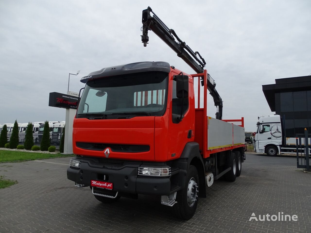 Renault KERAX 370 - Dropside/ Flatbed truck, Crane truck: picture 3