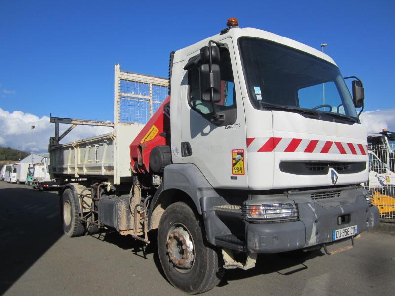 Renault Kerax 260 - Tipper: picture 2