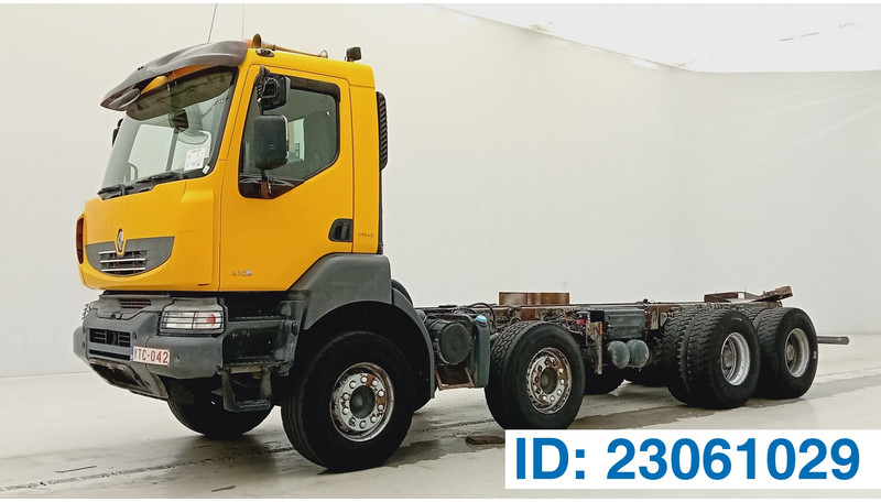 Renault Kerax 410 DXi - 8x4 - Cab chassis truck: picture 1