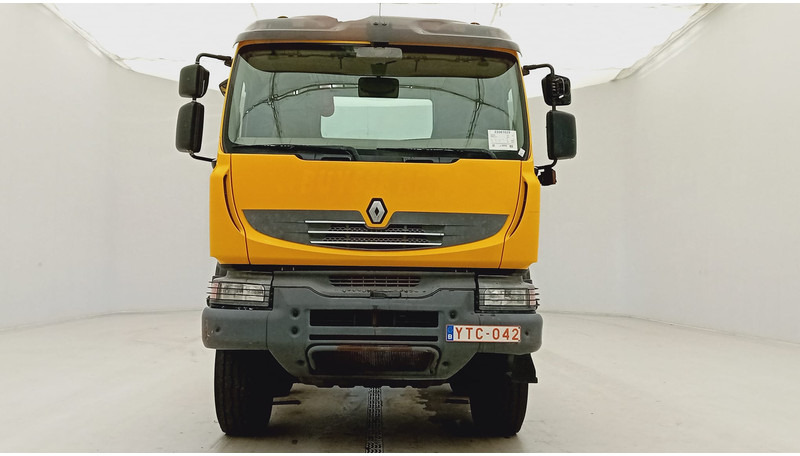 Renault Kerax 410 DXi - 8x4 - Cab chassis truck: picture 2