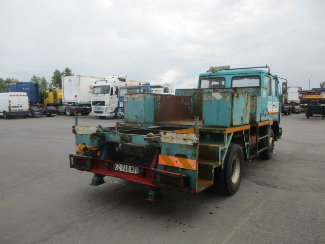 Renault M160 - Cab chassis truck: picture 2