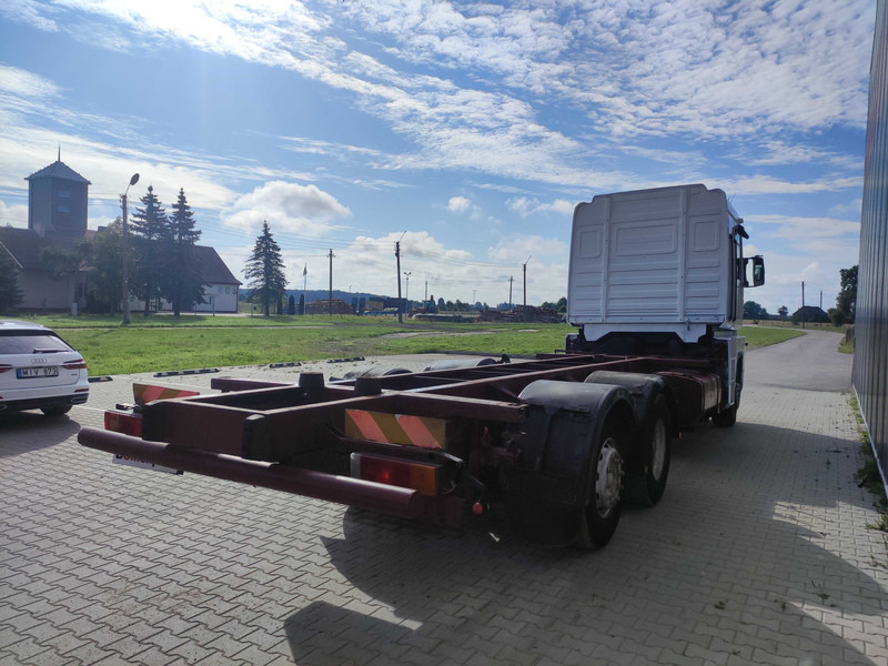 Renault Magnum 420 - Cab chassis truck: picture 3