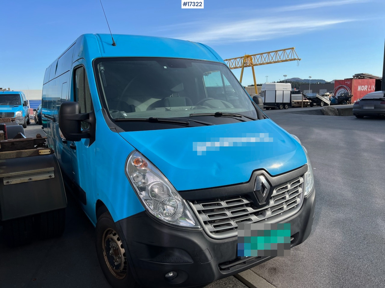 Renault Master - Box truck: picture 3