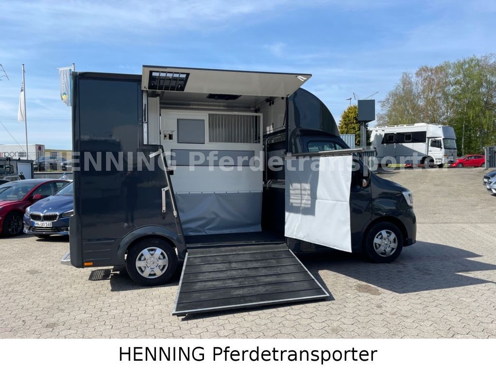 Horse truck, Commercial vehicle Renault Master 3 - Sitzer *KURZ*: picture 7