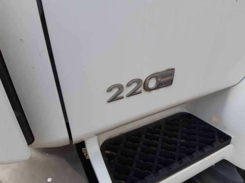Renault Midlum 220 DXI - Refrigerator truck: picture 2