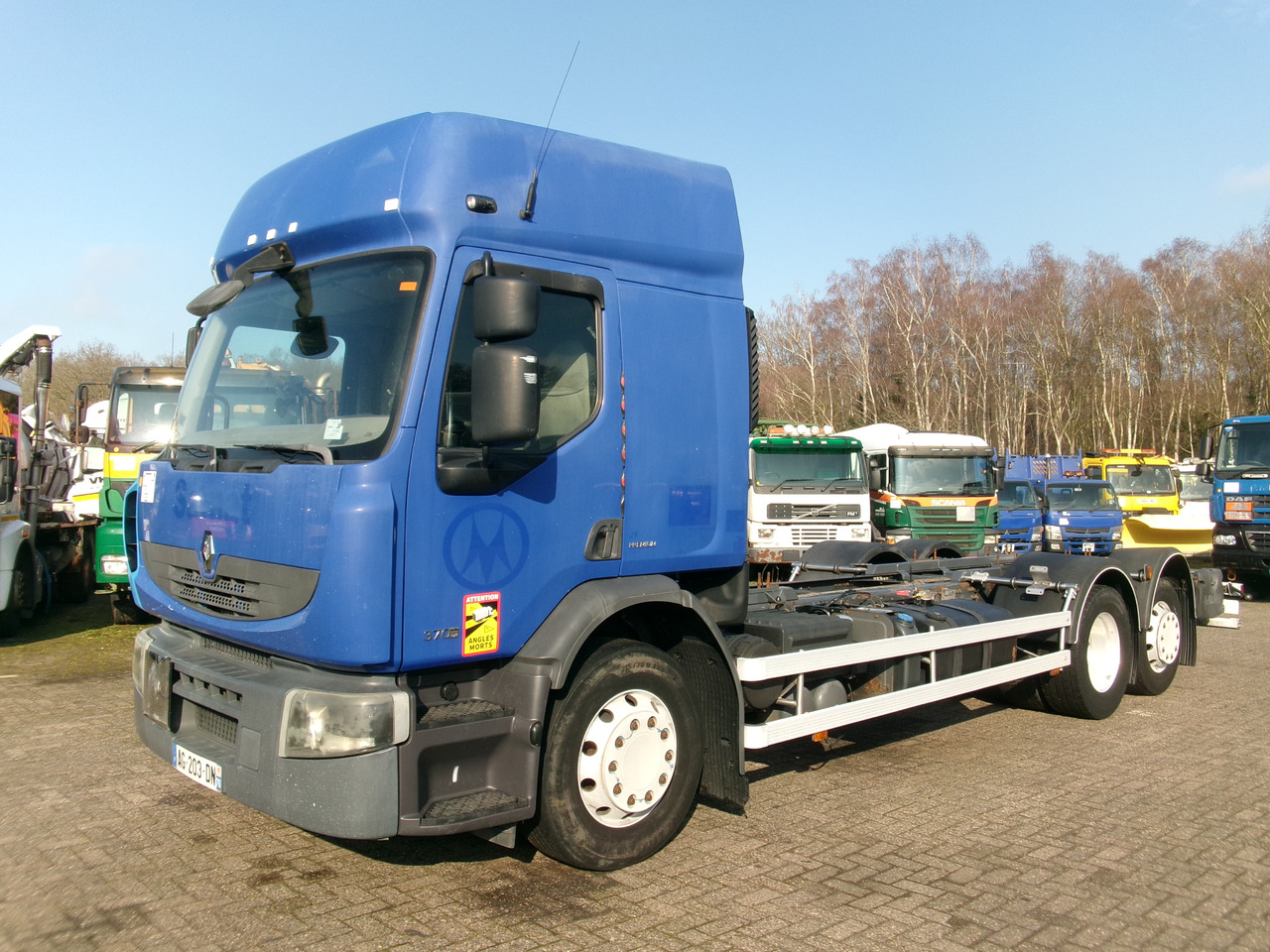 Renault Premium 370 6x2 chassis - Cab chassis truck: picture 1