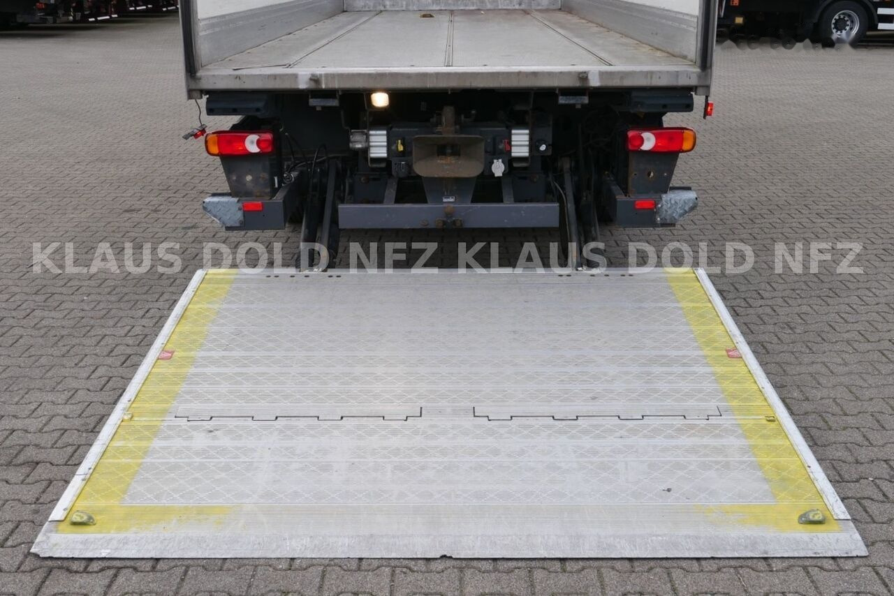 Box truck Renault Premium 430 6x2 Koffer + tail lift: picture 10