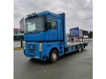 Autotransporter truck RENAULT Magnum