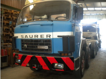 Container transporter/ Swap body truck for transportation of bulk materials SAURER BERNA D4 KT-B: picture 1