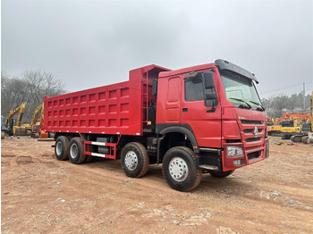 Tipper for transportation of silos SINOTRUK HOWO 371: picture 2
