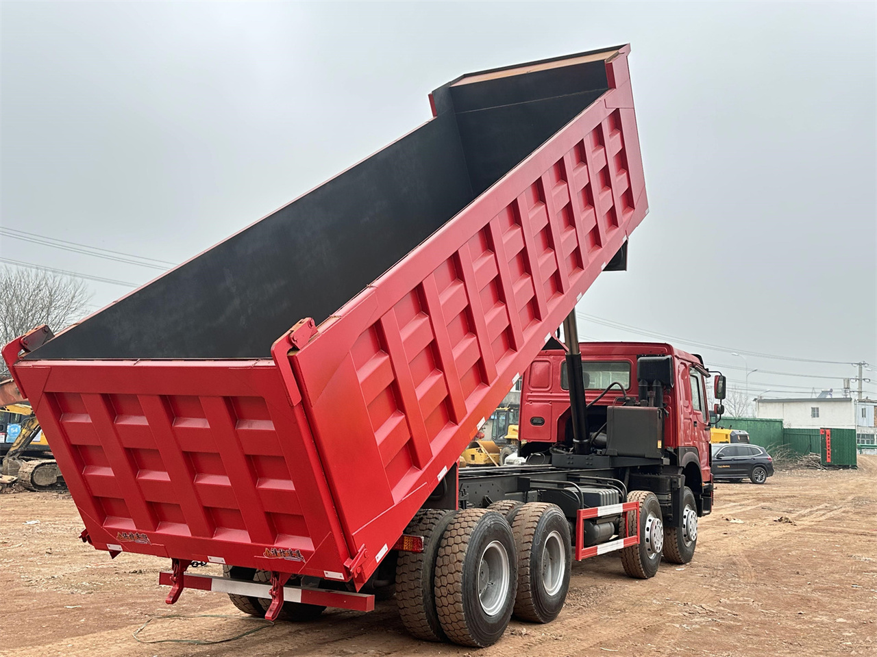Tipper for transportation of silos SINOTRUK HOWO 371: picture 7