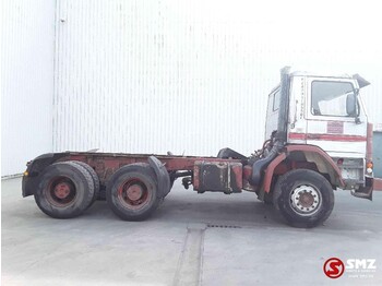 Cab chassis truck Scania 112 6x4: picture 4