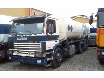 Tank truck Scania 113 - 93 6x2 20000 L Tank Fuel Pomp: picture 1