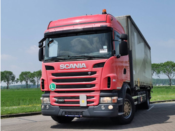Curtainsider truck SCANIA G 320