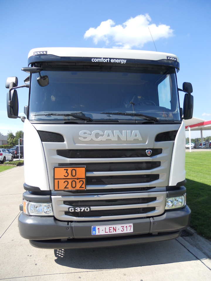 Tank truck Scania G370: picture 2