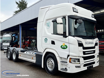 Cab chassis truck SCANIA G 450