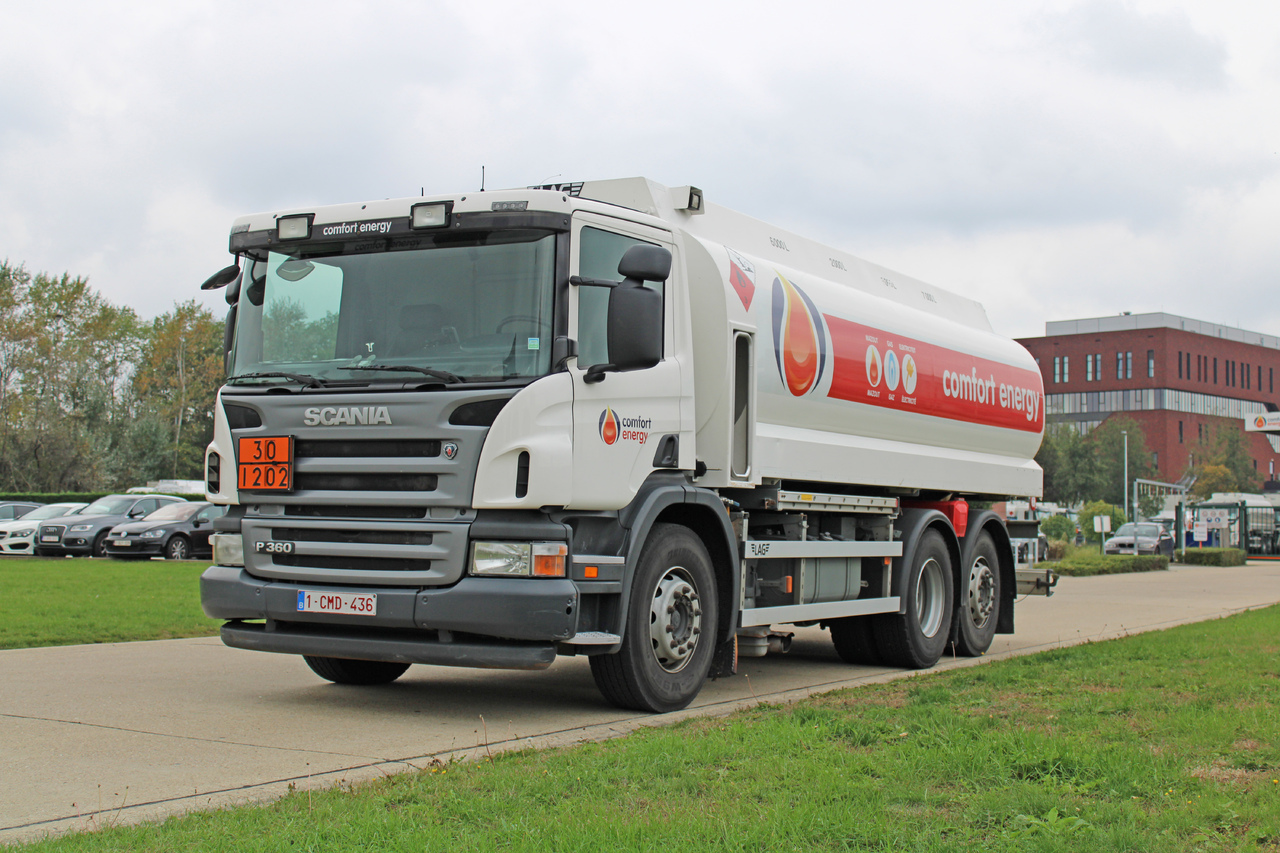 Scania P360 - Tank truck: picture 1