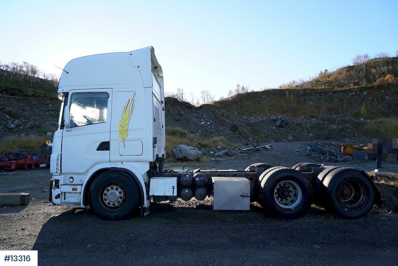 Cab chassis truck Scania R124: picture 6