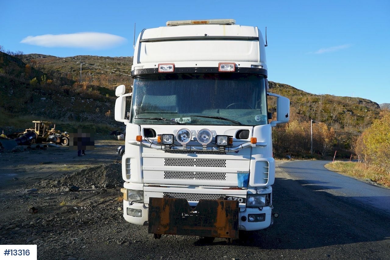 Cab chassis truck Scania R124: picture 8