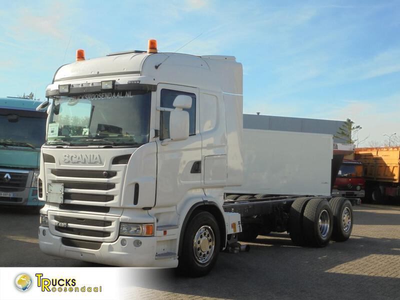 Scania R420 + Euro 5 + 6X2 + ADR - Cab chassis truck: picture 1
