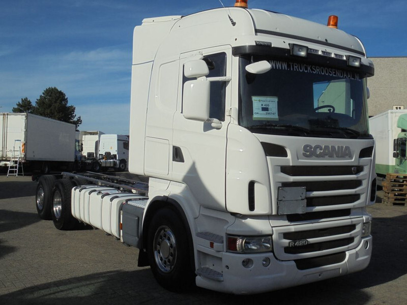 Scania R420 + Euro 5 + 6X2 + ADR - Cab chassis truck: picture 3