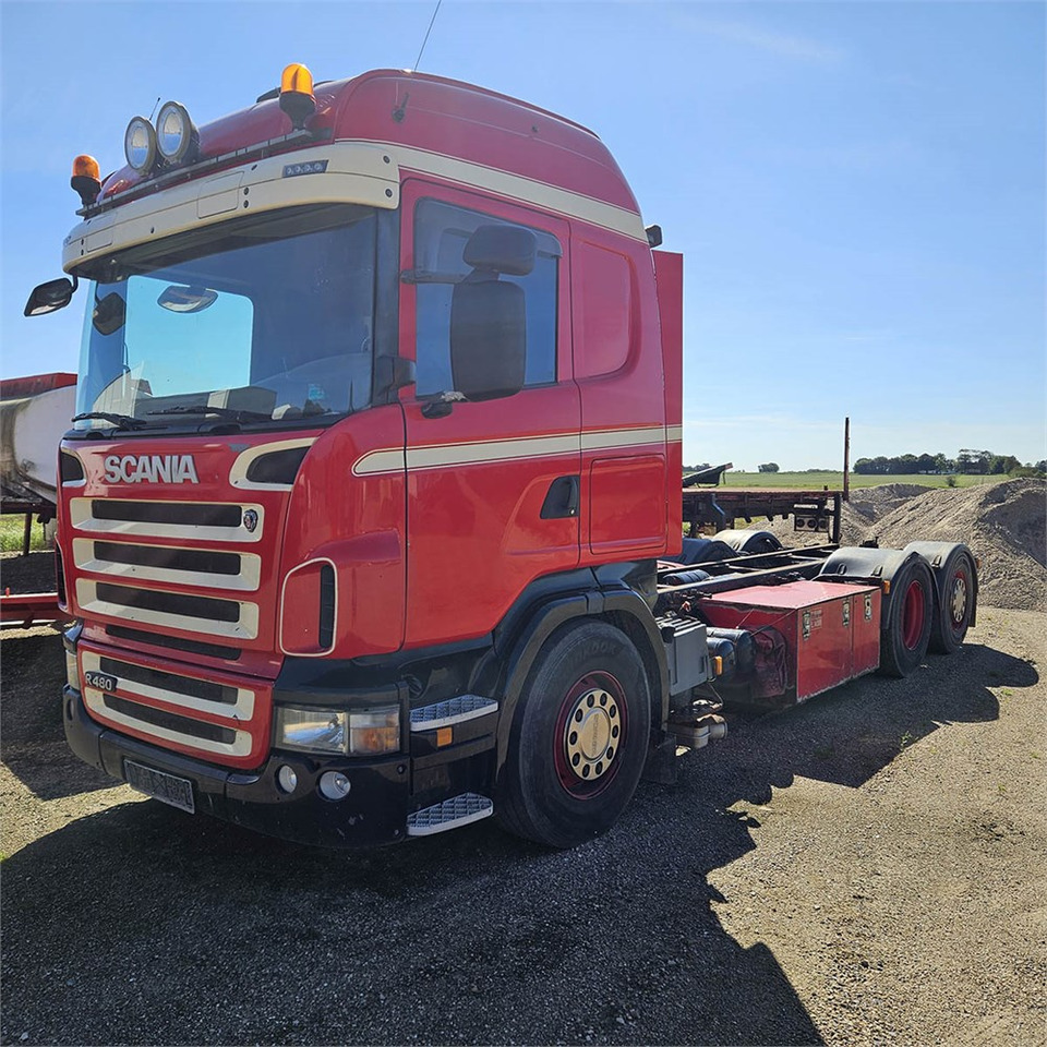 Scania R 480 - Cab chassis truck: picture 1