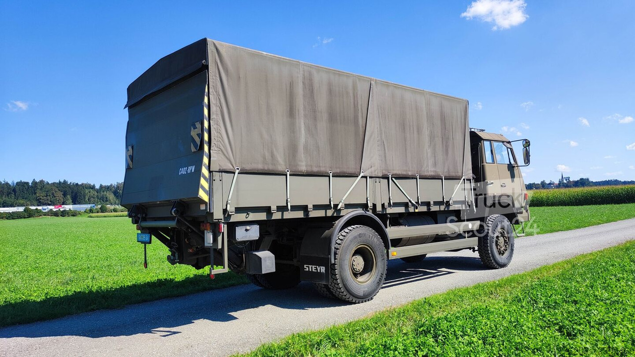 Steyr 1291.320 P43M 4x4 mit Hebebühne - Curtainsider truck: picture 3
