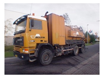 Volvo F1450 6X4 ADR - Tank truck