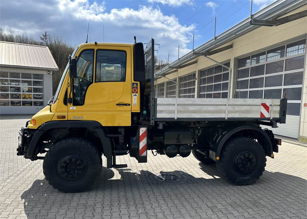 Unimog 400L - U400L 405 07997 Mercedes Benz 405  - Dropside/ Flatbed truck, Utility/ Special vehicle: picture 4