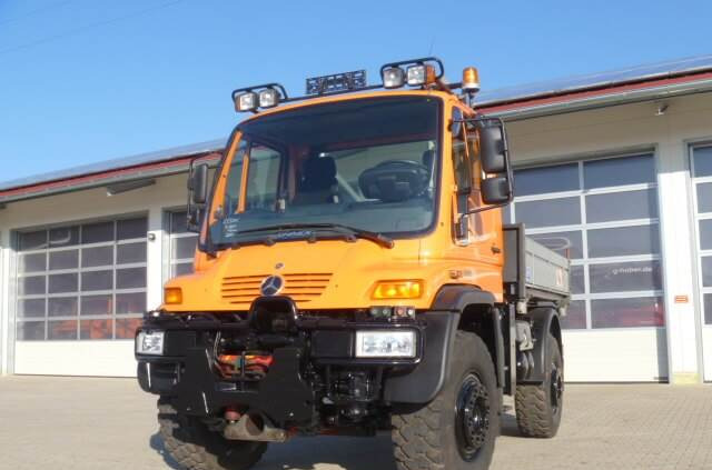 Unimog 500 - U500 405 02579 Mercedes Benz 405  - Dropside/ Flatbed truck, Utility/ Special vehicle: picture 1