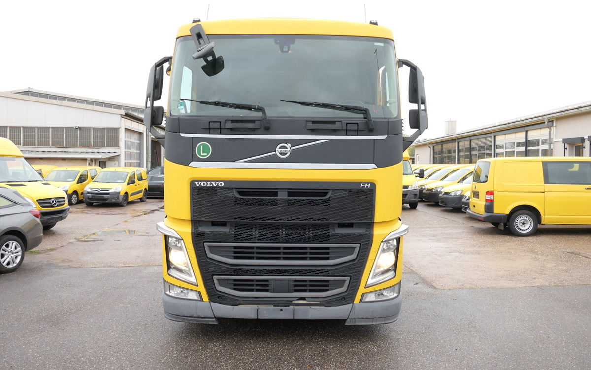 VOLVO FH 26.420 6x2 BDF - Container transporter/ Swap body truck: picture 2