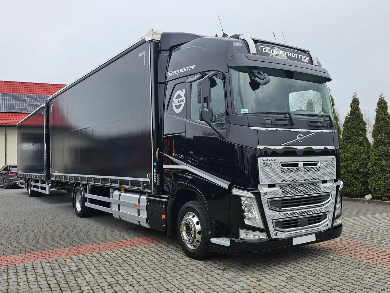 VOLVO FH 460 - Curtainsider truck: picture 1